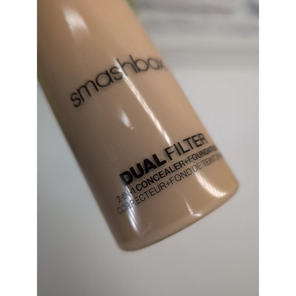 SHADE 7 LIGHT NEUTRAL🥰NEW Smashbox Dual Filter 2 in 1 Concealer Foundation .8oz